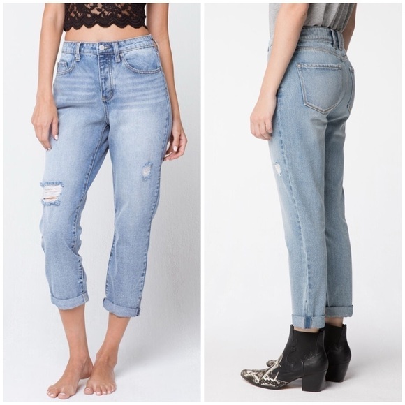 RSQ Boyfriend Jeans Tillys Loose Distressed Light Wash Blue Button Fly Sz 30 - Picture 1 of 12